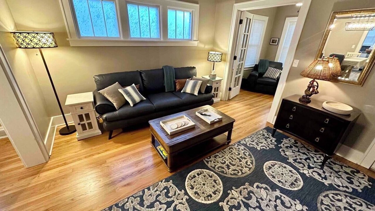 Photo of Livingroom in Dundee-Happy Hollow Historic District