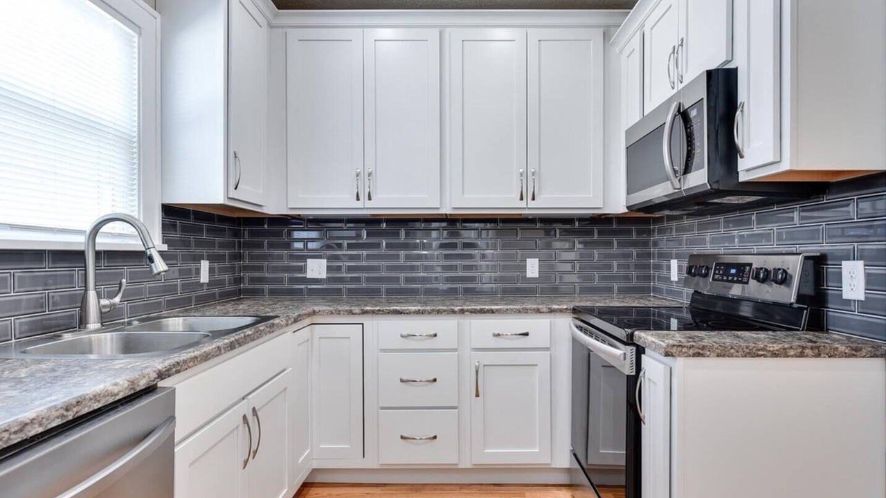 Photo of Kitchen in Dundee-Happy Hollow Historic District