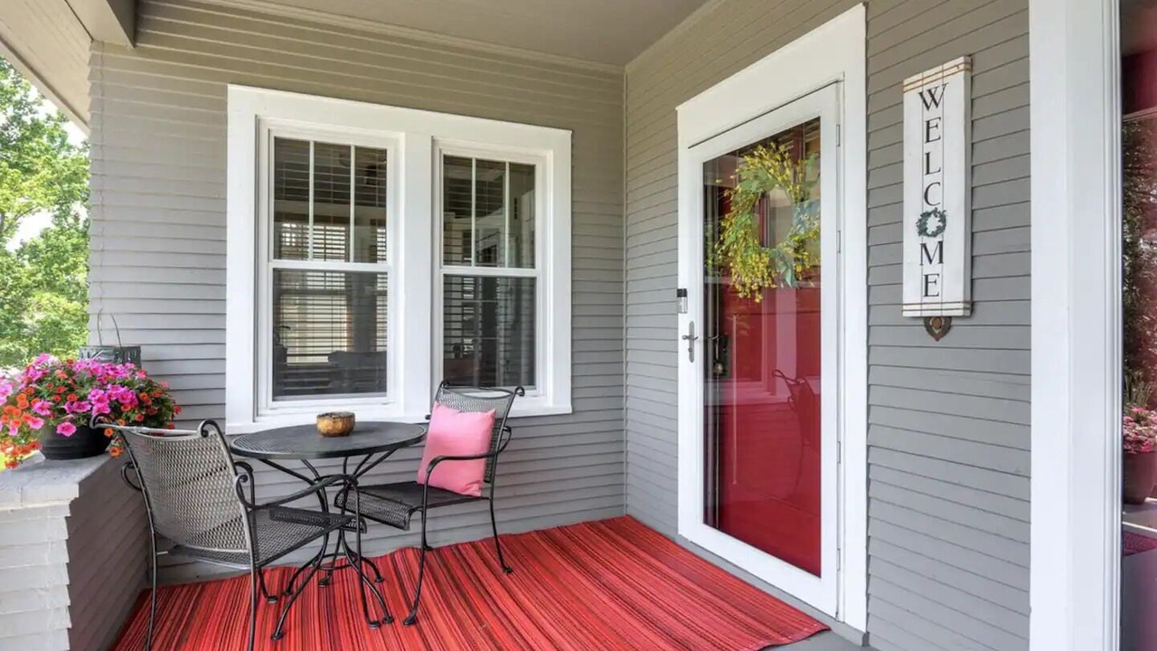 Photo of Outdoor in Dundee-Happy Hollow Historic District