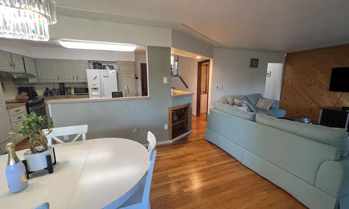 Photo of Livingroom in Westminster