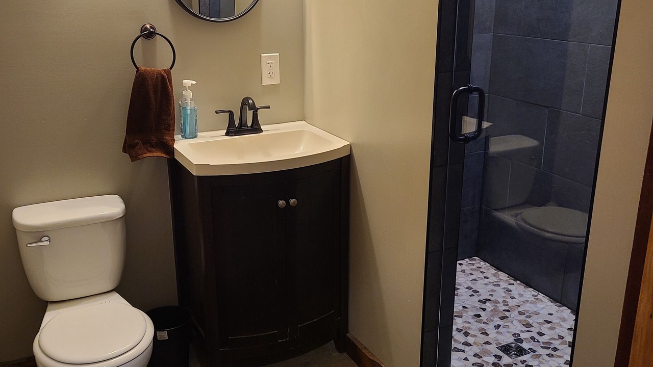 Photo of Bathroom in Blue Springs
