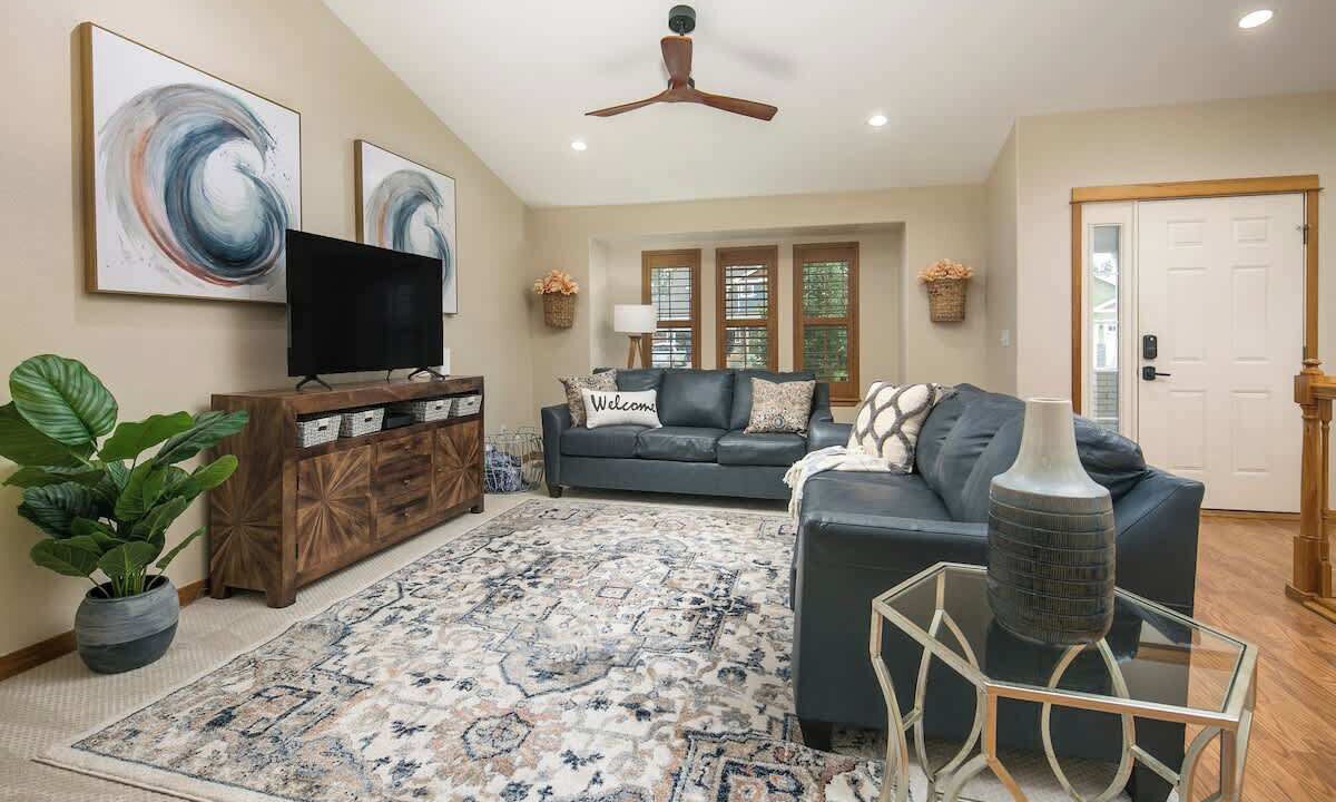 Photo of Livingroom in Windsor