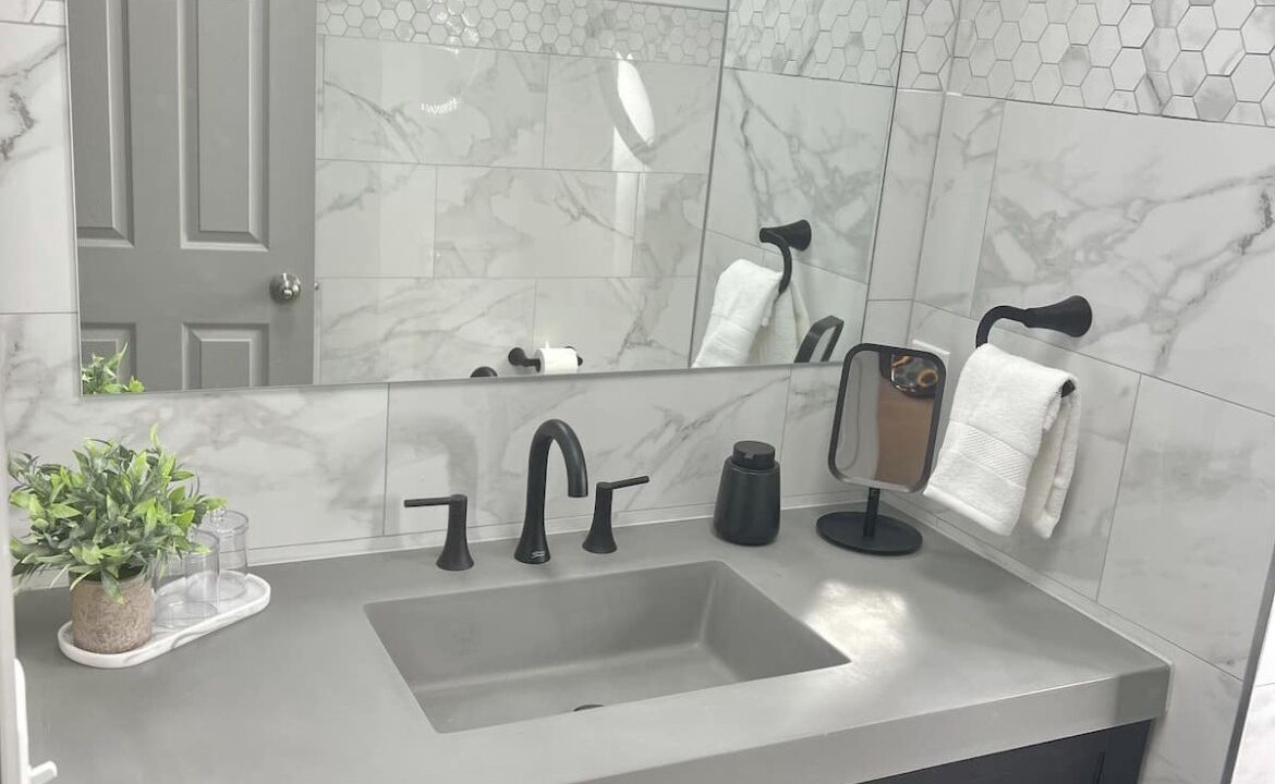 Photo of Bathroom in Oread