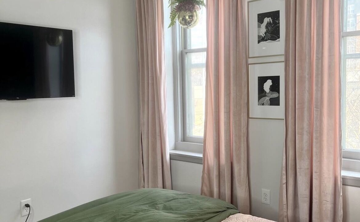 Photo of Bedroom in Oread
