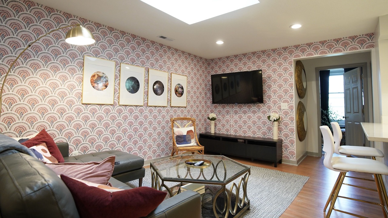 Photo of Livingroom in Oread