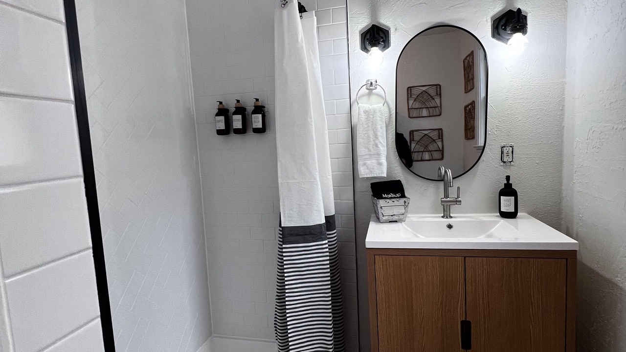 Photo of Bathroom in Cheyenne Canyon