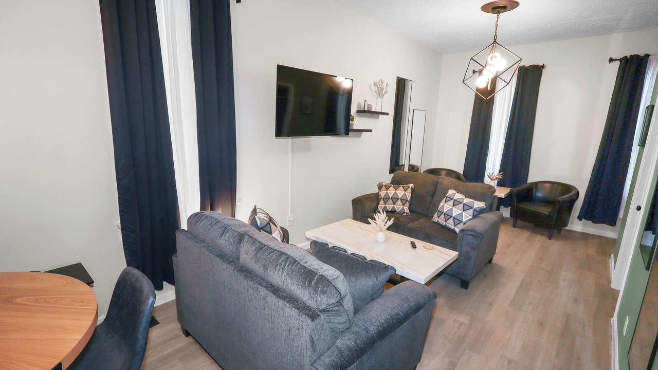 Photo of Livingroom in Southeast Omaha