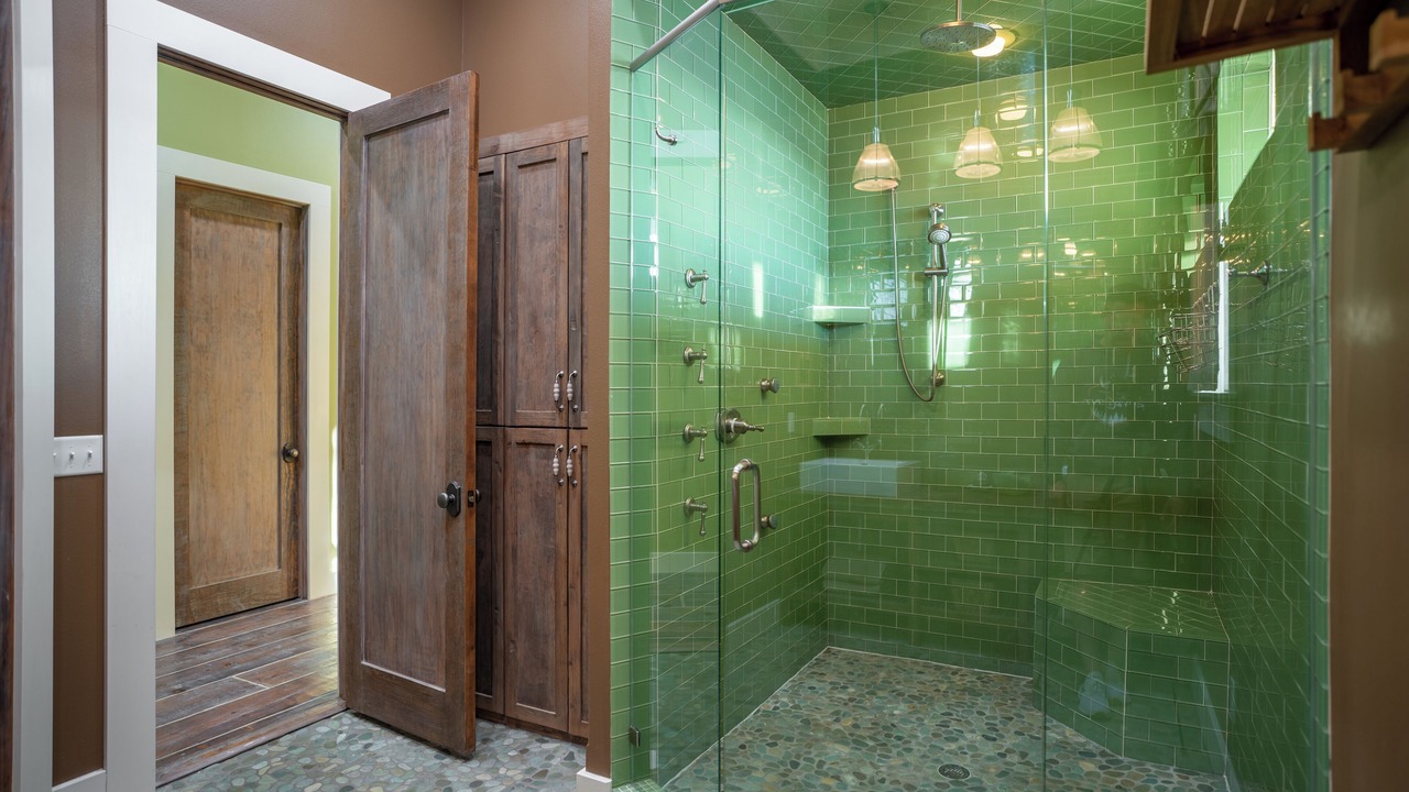 Photo of Bathroom in Grove