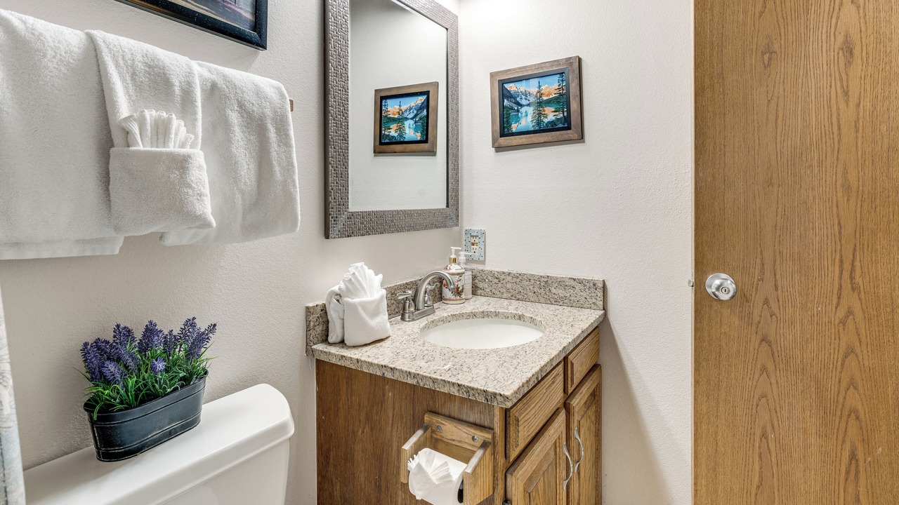 Photo of Bathroom in Wildernest