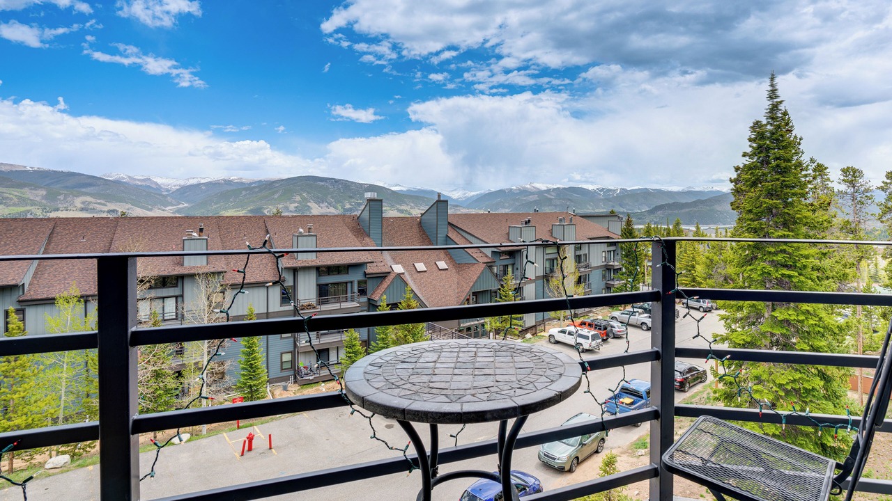 Photo of Patio Balcony in Wildernest