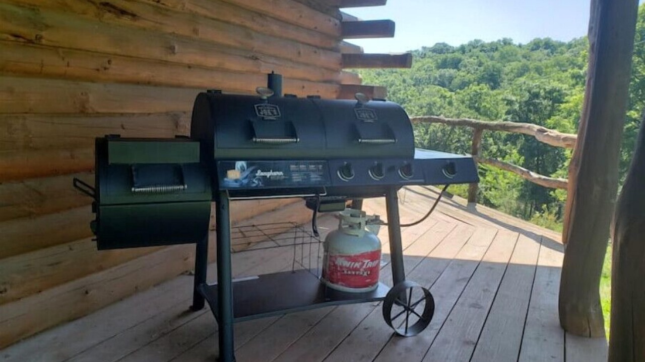 Photo of Patio Balcony in Crawford County