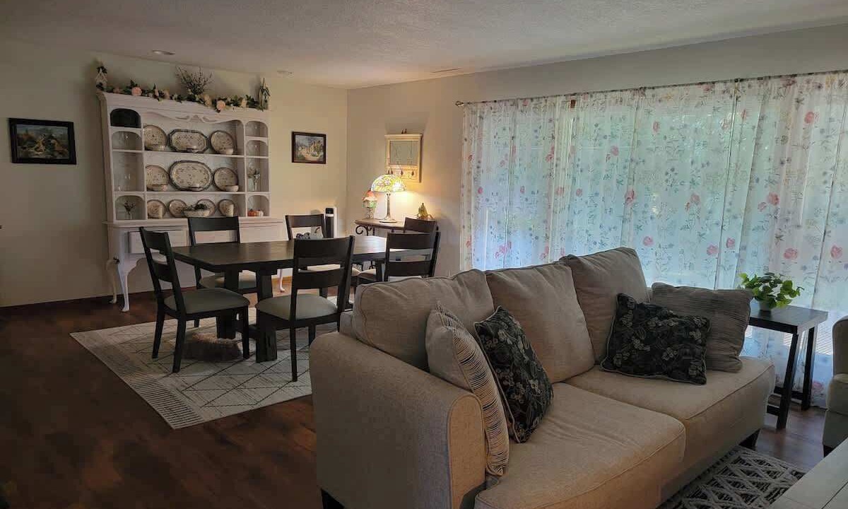 Photo of Livingroom in Emporia