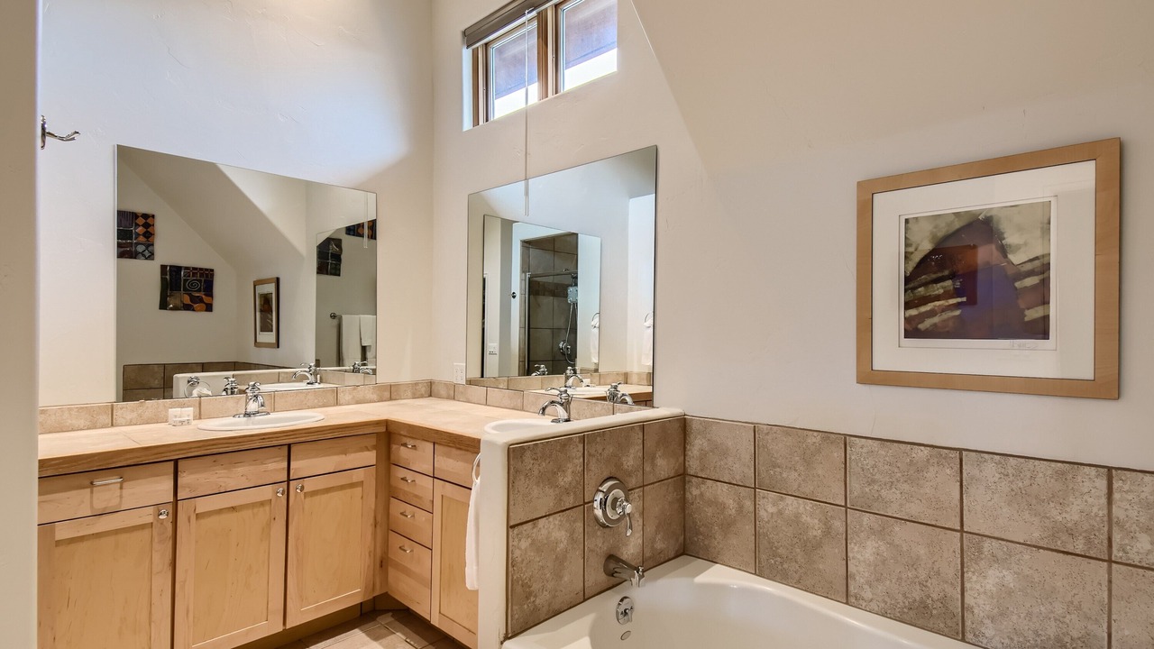Photo of Bathroom in Wildernest