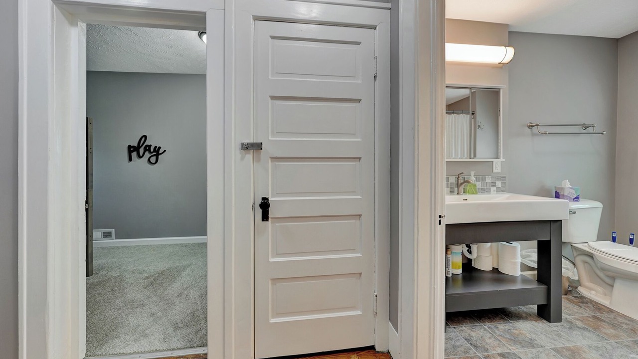 Photo of Bathroom in Near South