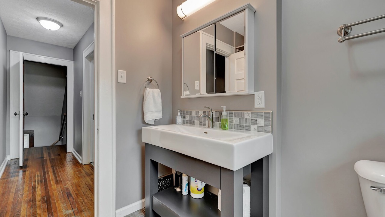 Photo of Bathroom in Near South