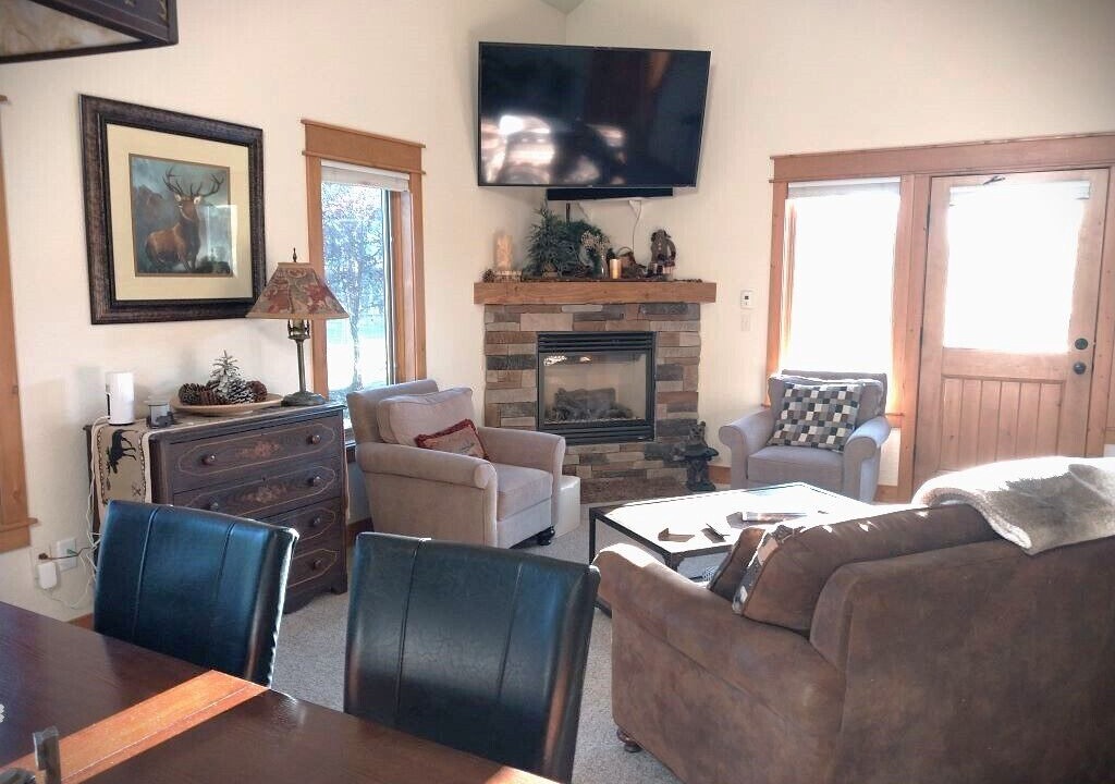 Photo of Livingroom in Estes Park