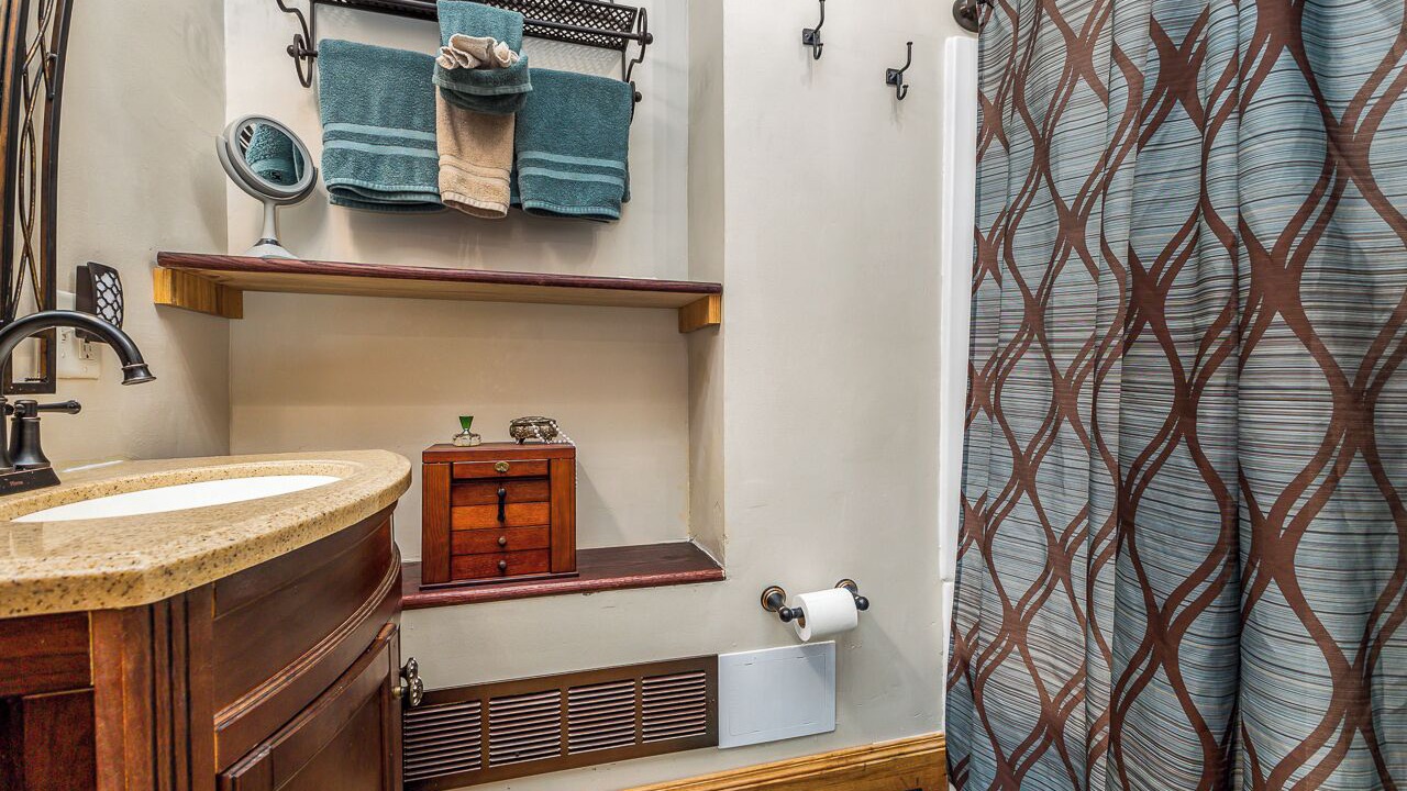Photo of Bathroom in Dubuque