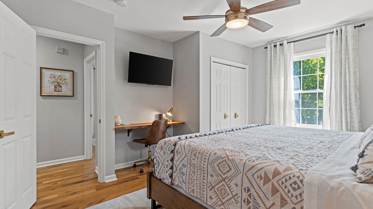 Photo of Bedroom in North Hyde Park