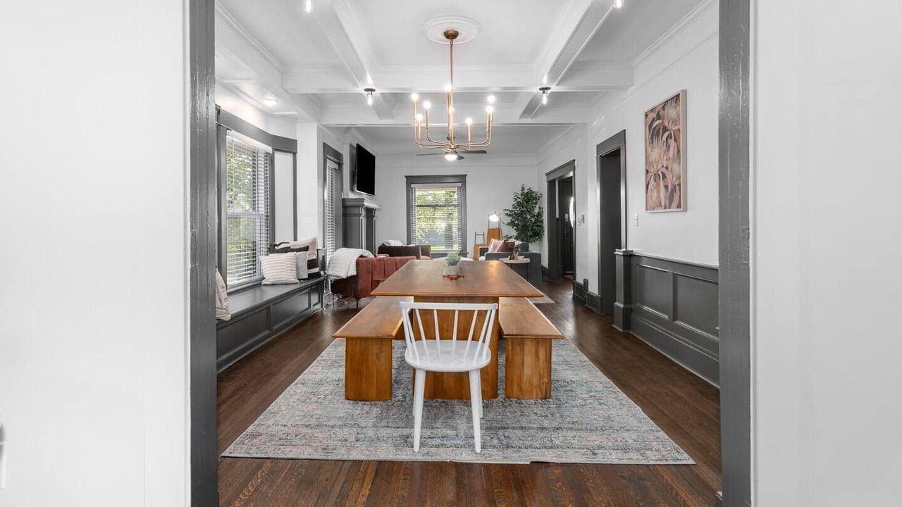 Photo of Livingroom in Hanover Place
