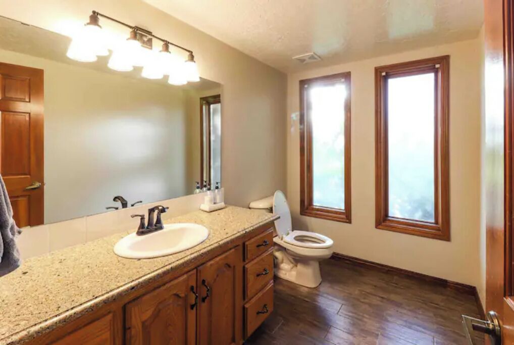 Photo of Bathroom in Lapoint