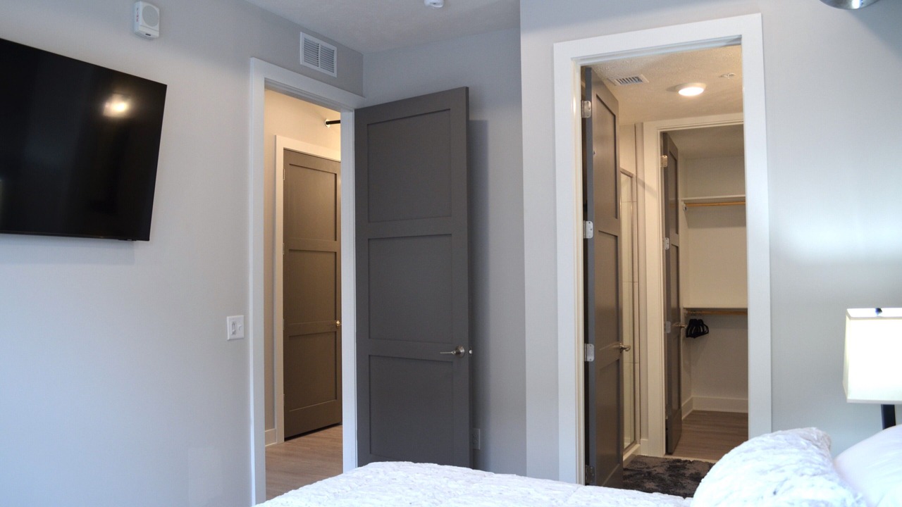 Photo of Bedroom in Downtown Lincoln