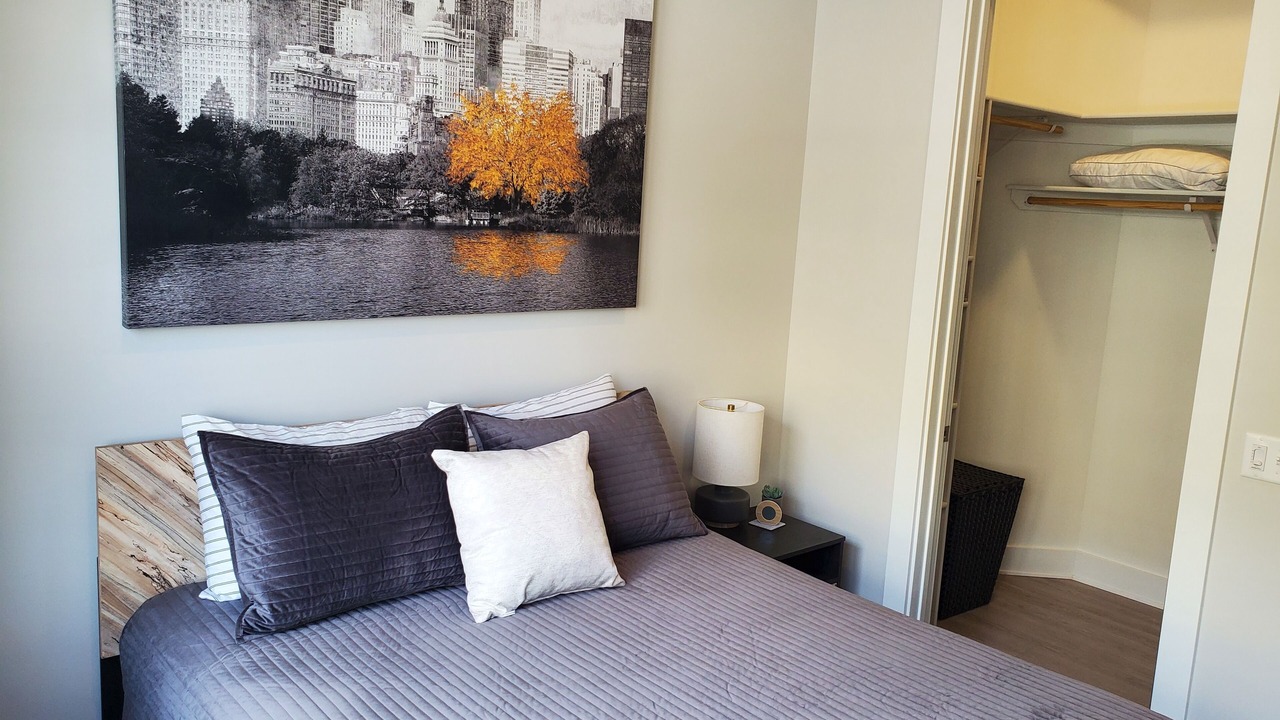 Photo of Bedroom in Downtown Lincoln