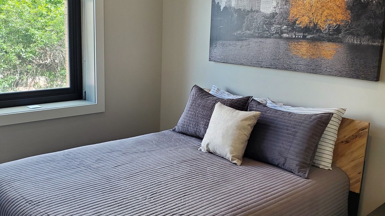 Photo of Bedroom in Downtown Lincoln