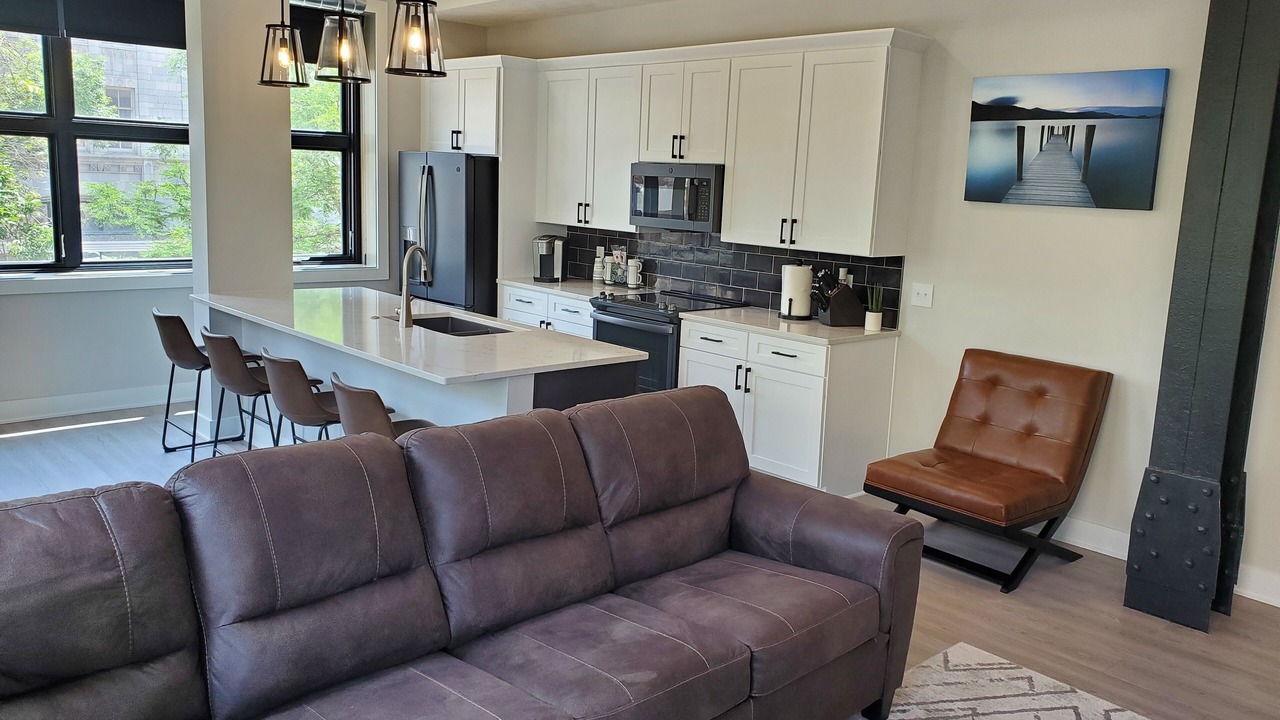 Photo of Livingroom in Downtown Lincoln