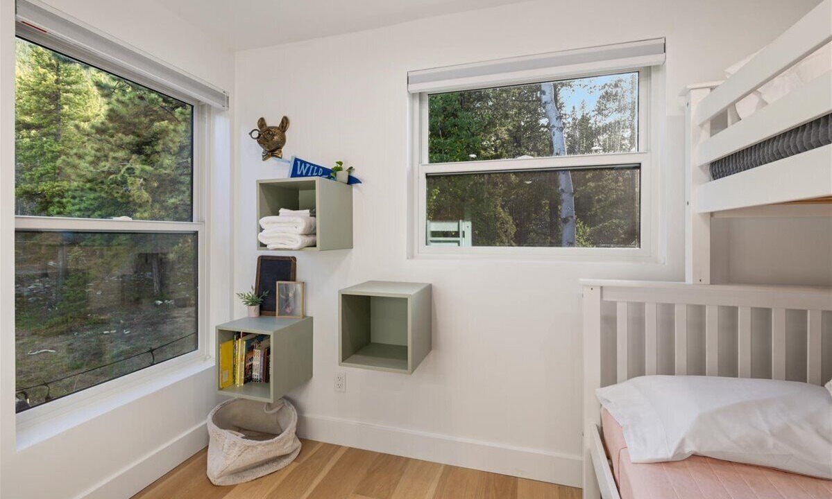 Photo of Bedroom in Idaho Springs