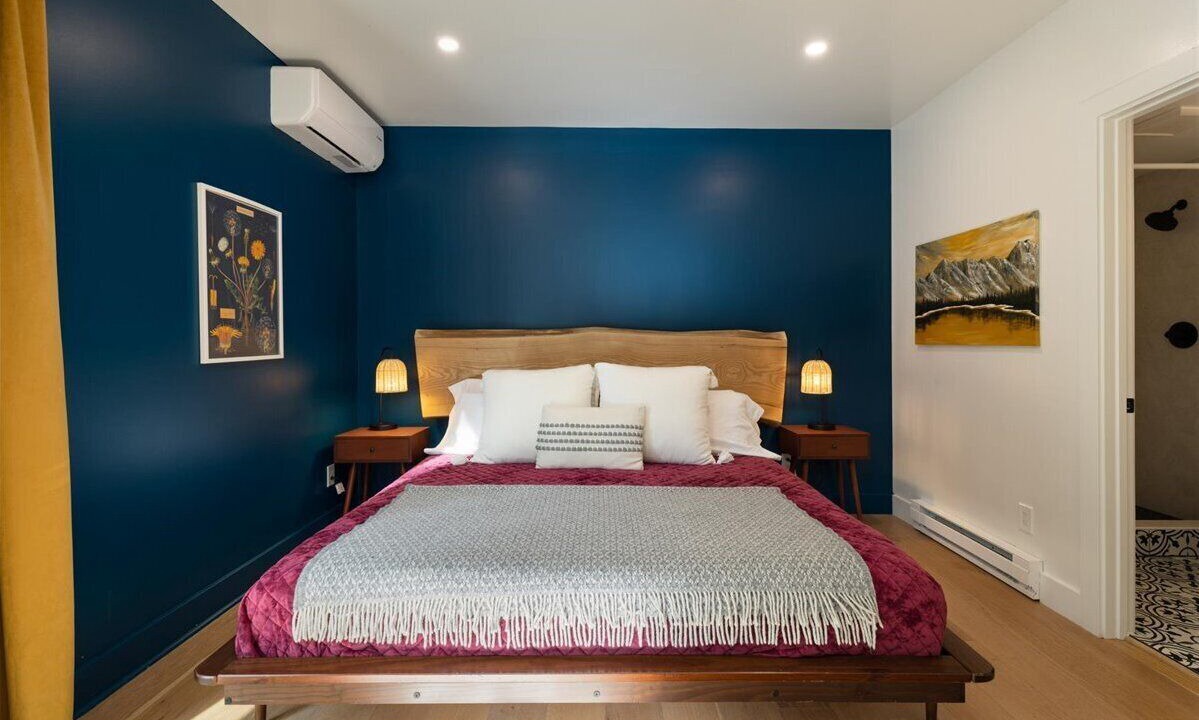 Photo of Bedroom in Idaho Springs