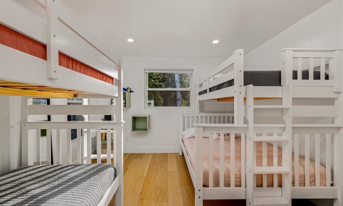 Photo of Bedroom in Idaho Springs