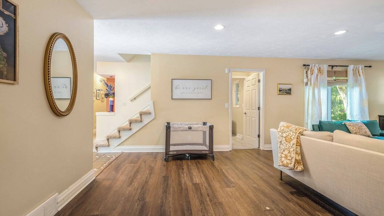 Photo of Livingroom in West Omaha