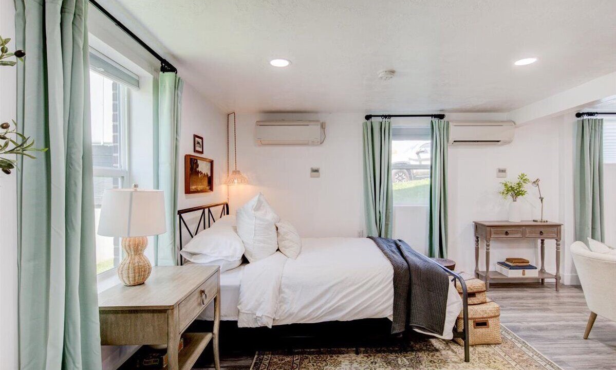 Photo of Bedroom in East Central