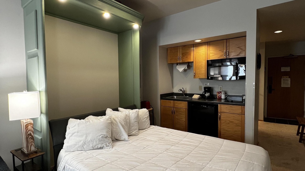 Photo of Bedroom in Purgatory