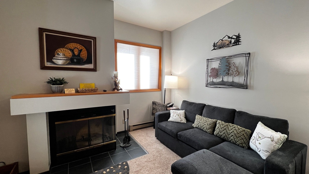 Photo of Livingroom in Purgatory