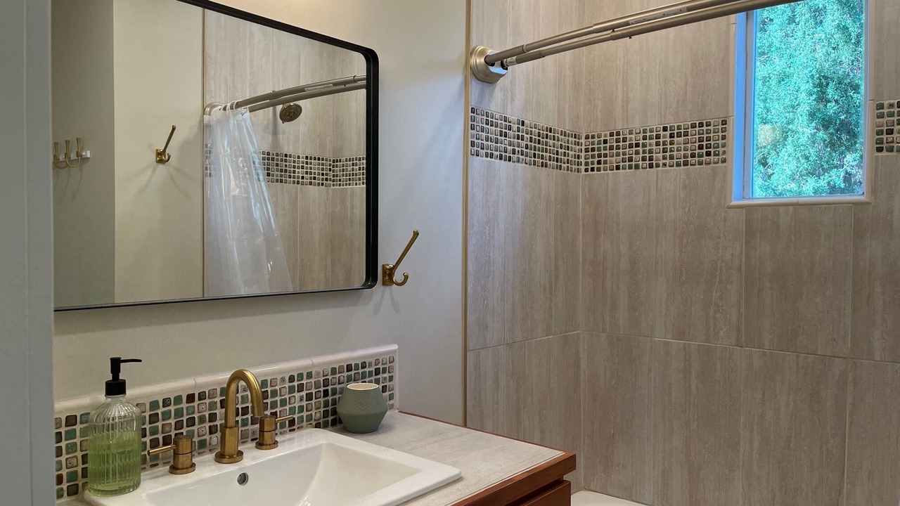 Photo of Bathroom in Castle Dale