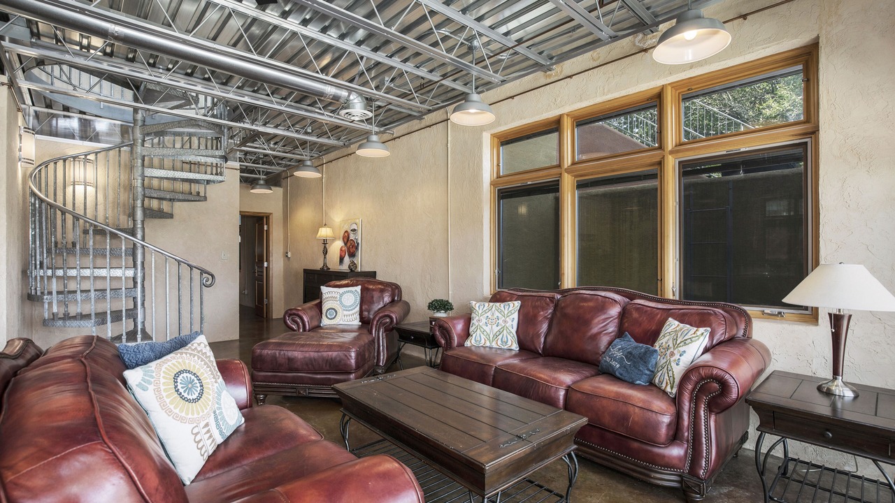 Photo of Bedroom in Lawrence