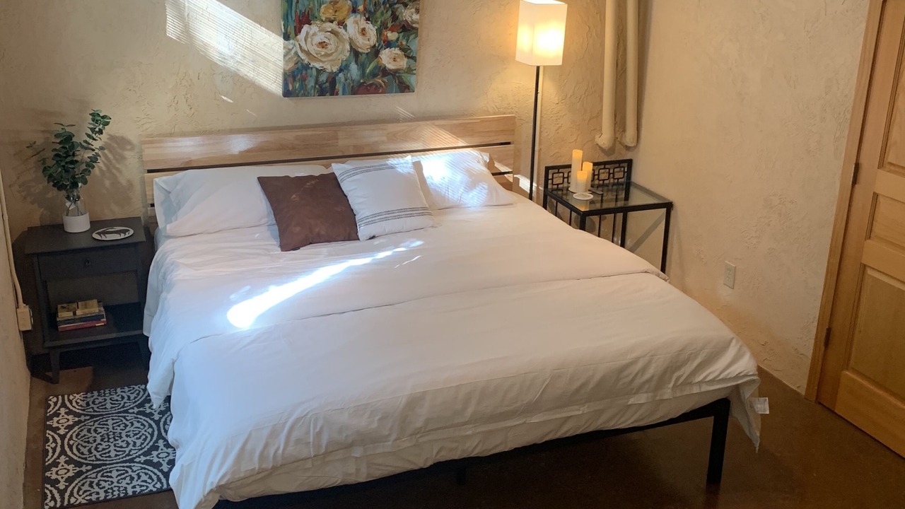 Photo of Bedroom in Lawrence