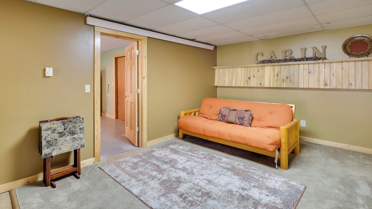 Photo of Livingroom in Hill City