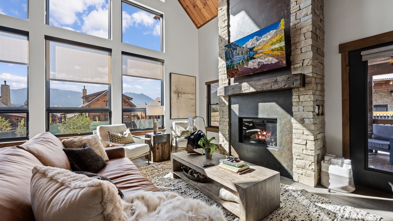 Photo of Livingroom in Estes Park