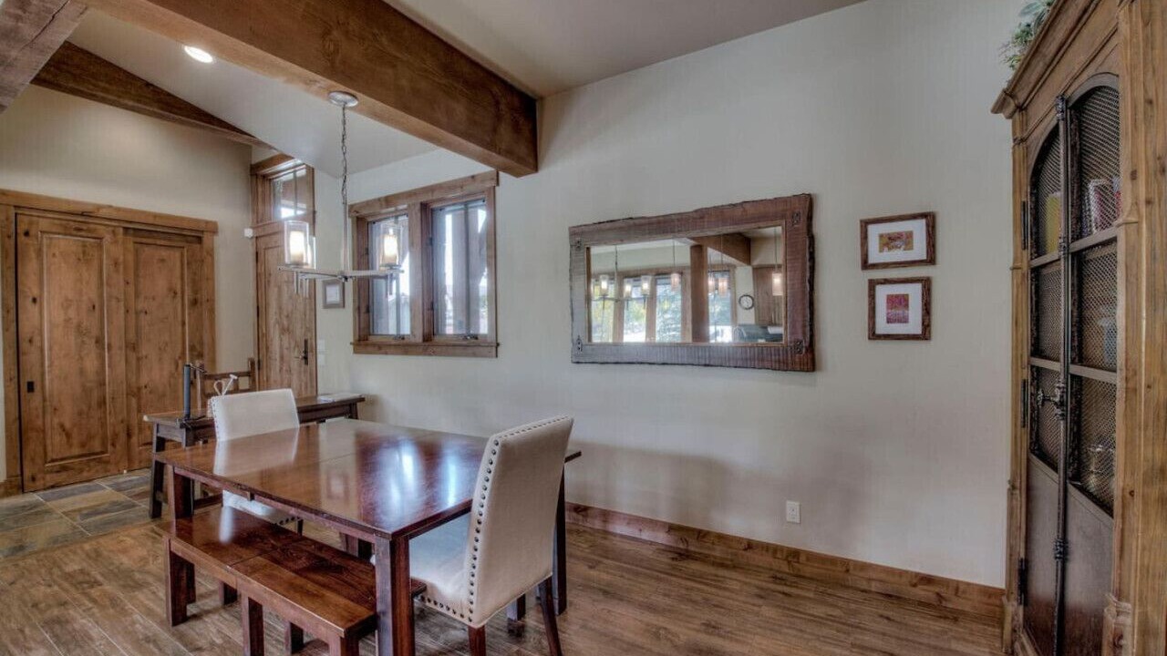 Photo of Bedroom in Fairmount On The River
