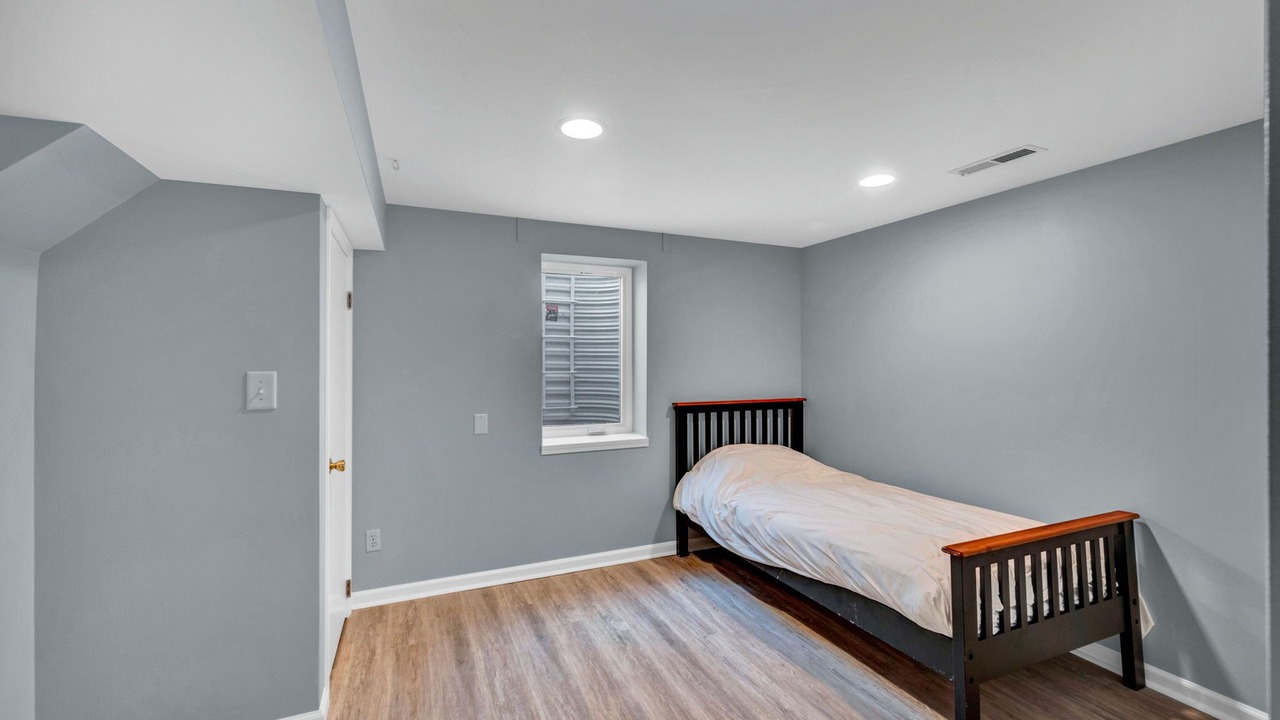 Photo of Bedroom in Topeka