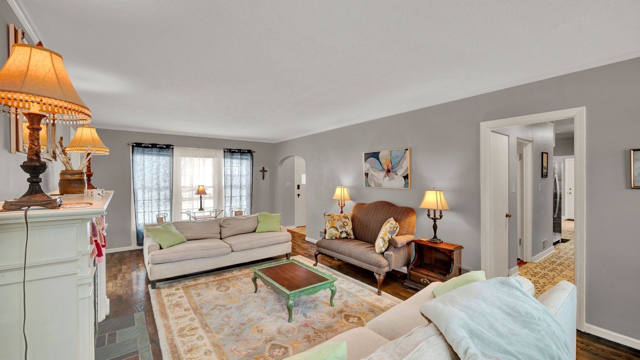 Photo of Livingroom in Topeka