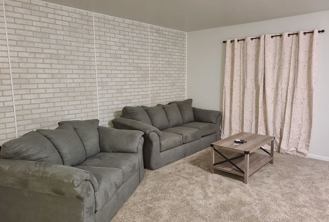 Photo of Livingroom in Medicine Lodge