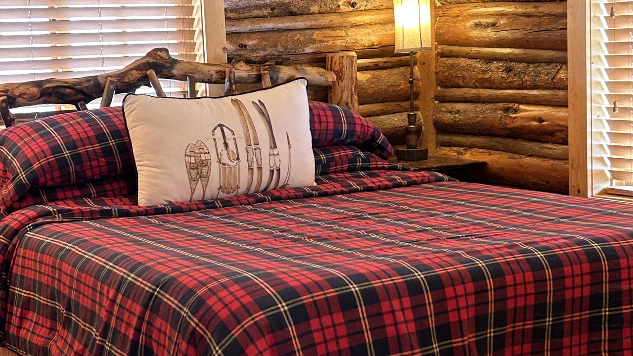 Photo of Bedroom in Grand Lake