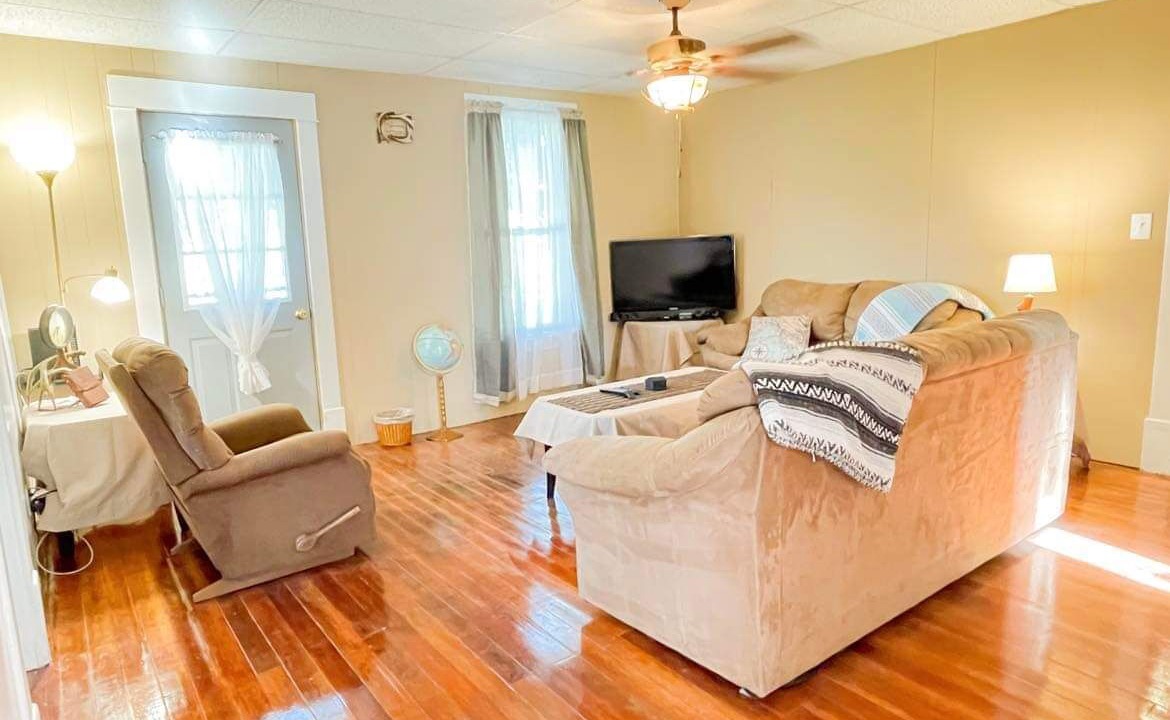 Photo of Bedroom in Jewell County
