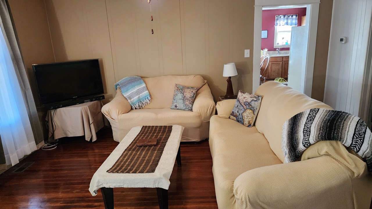 Photo of Bedroom in Jewell County