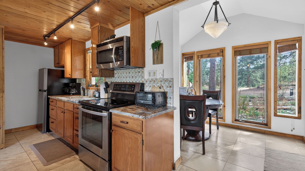 Photo of Kitchen in Pine