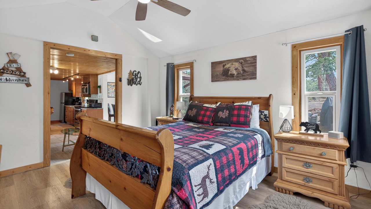 Photo of Bedroom in Pine
