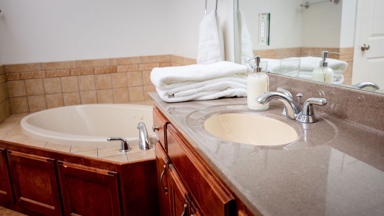 Photo of Bathroom in Pauline